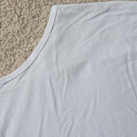 Torrid White Classic Fit Sleeveless Tank Top Size 1X - Picture 5 of 10